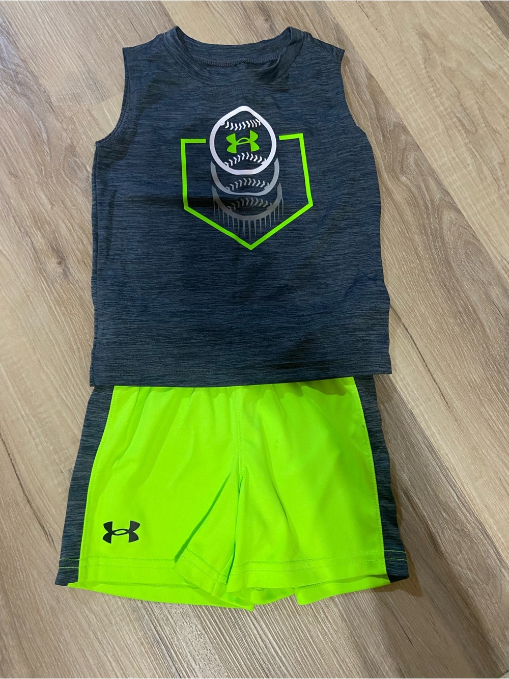Under Armour Charcoal Heather & Neon Green Boys' Athletic Tank and Shorts Set